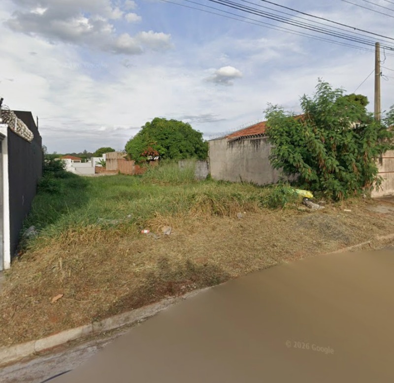 Foto de Terreno em leilão no bairro Jardim Solange em Bauru - SP