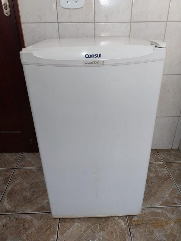 Foto de REFRIGERADOR COMPACTO 120 CRC12ABANA (Ref.: 21605)
