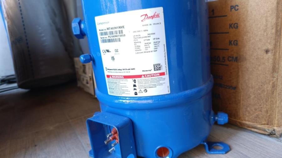 Foto de LOTE CONTENDO 01 (UM) COMPRESSOR DE CÂMARA FRIA, NO ESTADO EM QUE SE ENCONTRAM