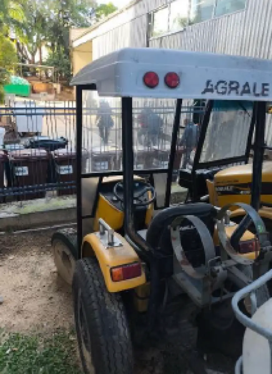 Foto de TRATOR INDL AGRALE MOD. 4100 COR AMARELO, CHASSIS 9GG123YBA123
