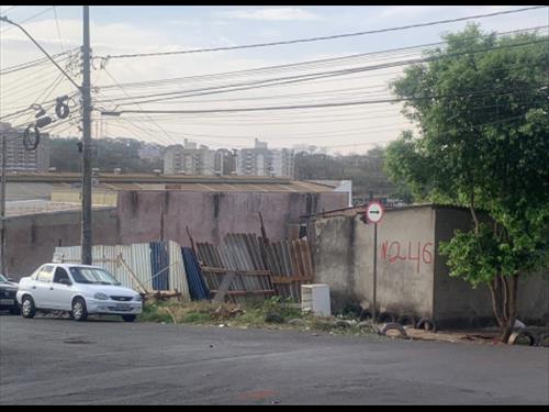 Foto de Terreno urbano, constituído pelo lote 24 da quadra 05, do loteamento Jardim Piratininga - Ribeirão