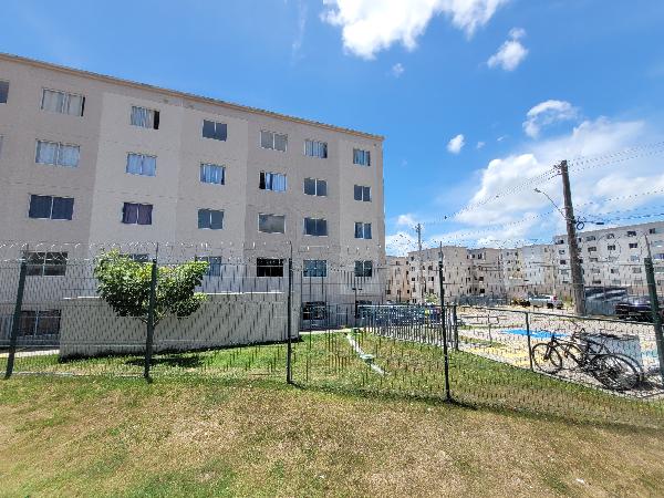 Foto de Apartamento em leilão no bairro Areia Branca em Salvador - BA