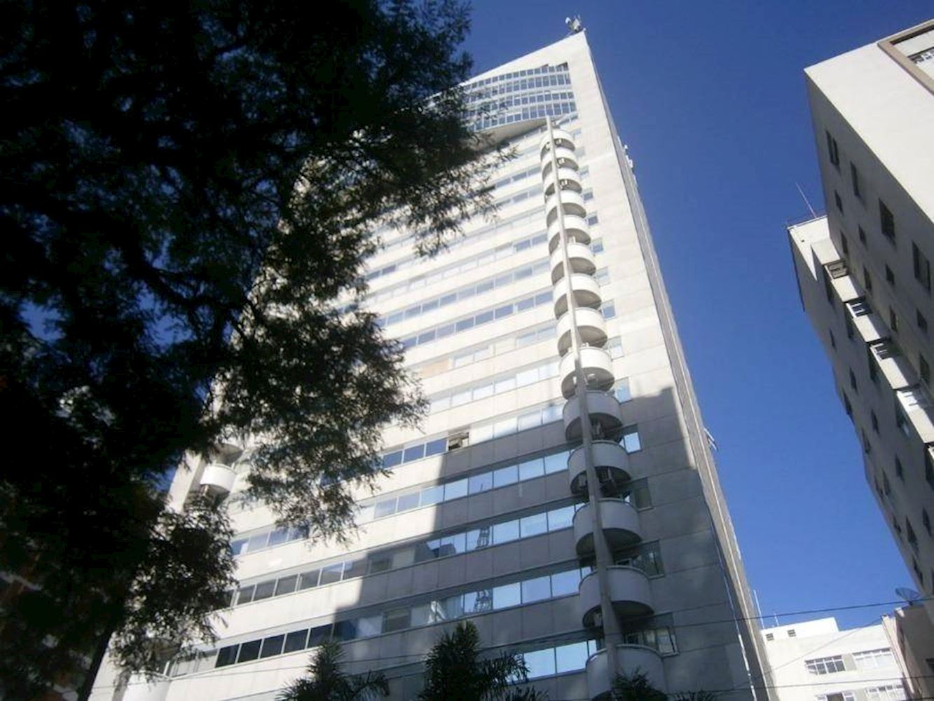 Foto de Comercial em leilão no Edifício Paulista Boulevard em São Paulo - SP