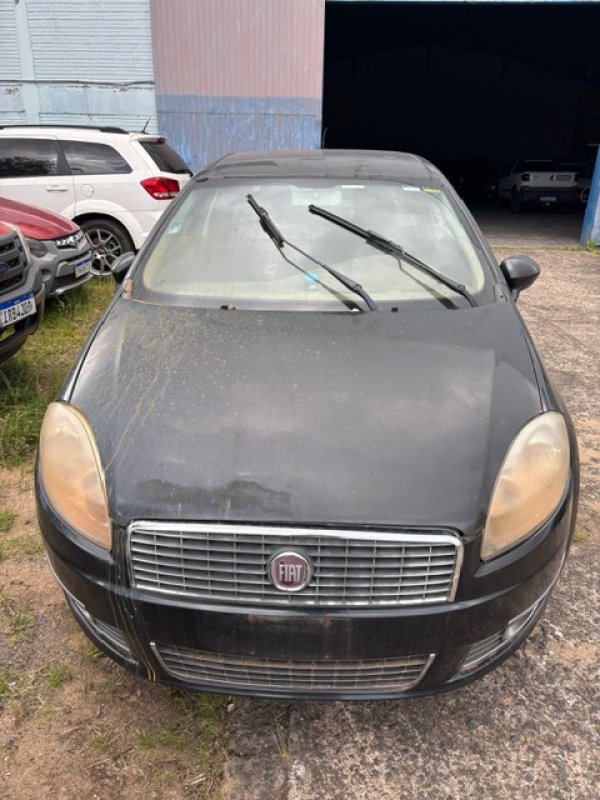 Foto de MARCA: FIAT / MODELO: LINEA ESSENCE 1.8 / PLACA: NRU6511 / ANO MODELO: 2012. - ATINGIDO PELA ENCHENTE