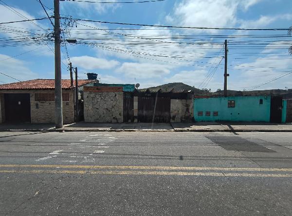 Foto de Casa em leilão no bairro Jardim São Pedro em Mogi Das Cruzes - SP