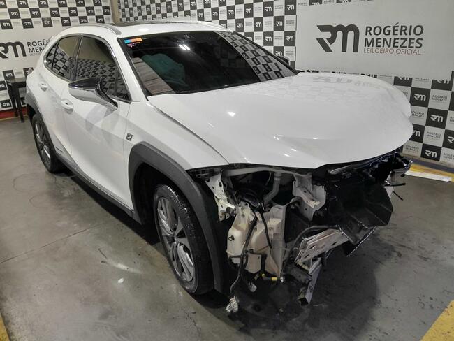Foto de LEXUS UX250H F SPORT 2.0 2019/2019 HíBRIDO