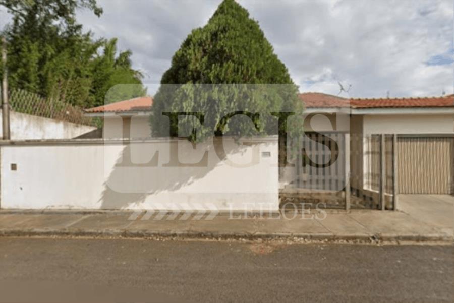 Foto de Casa em leilão no bairro Jardim Humaitá em Lençóis Paulista - SP