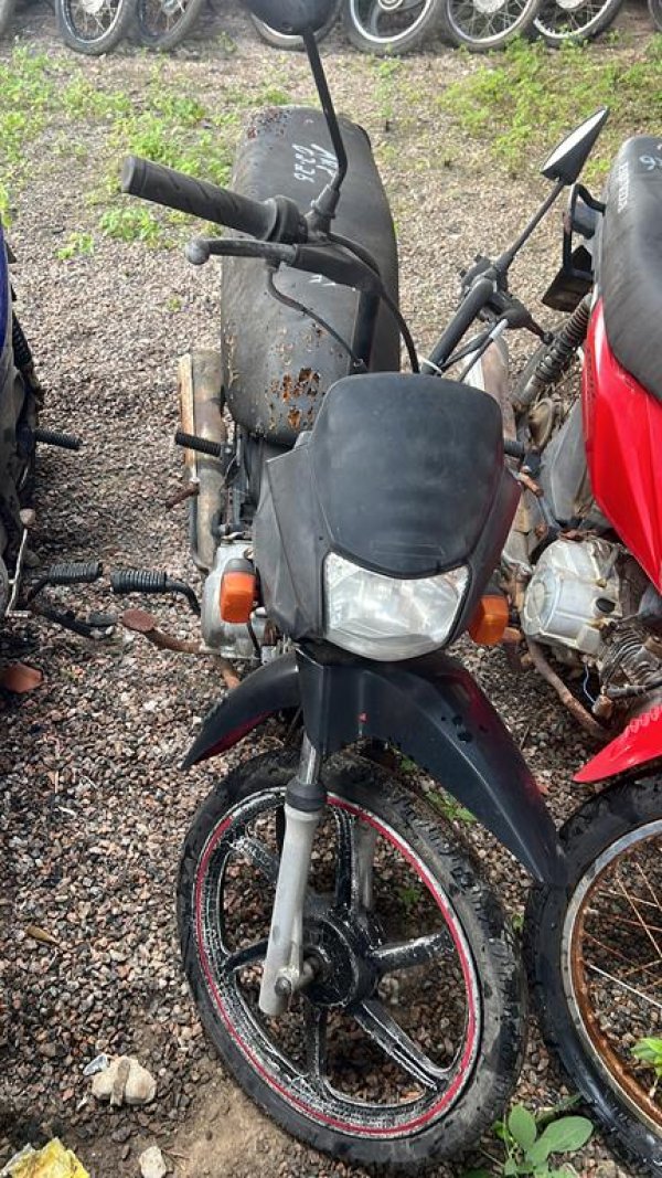 Foto de HONDA/POP100, ANO/MOD 2010/2010, COR PRETO, COMBUSTIVEL GASOLINA, PLACA NMC6483 - AL, RENAVAM 205564895, ID CHASSI 9C2HB0210AR107376, ID MOT