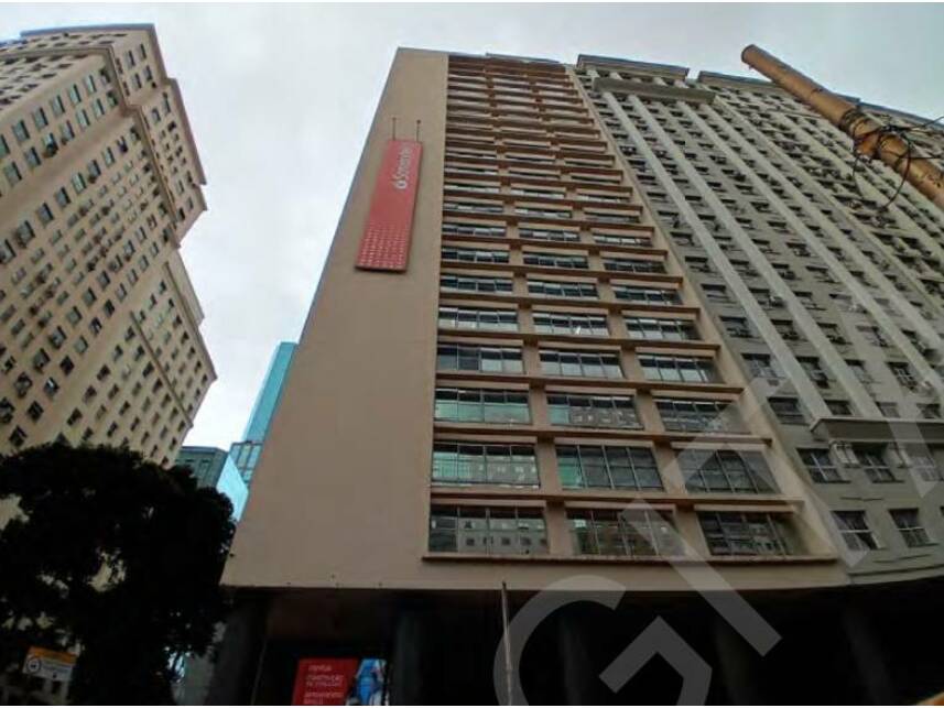 Foto de Comercial em leilão em Rio De Janeiro - RJ