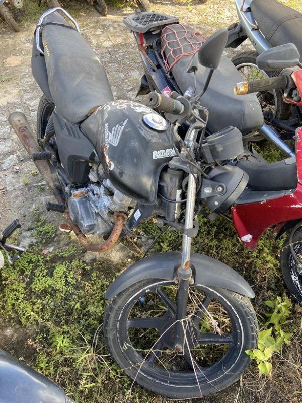 Foto de HONDA/CG 125 FAN ES, ANO/MOD 2010/2010, COR PRETA, COMBUSTIVEL GASOLINA, PLACA NMC0672 - AL, RENAVAM 200101285, ID CHASSI 9C2JC4120AR066973