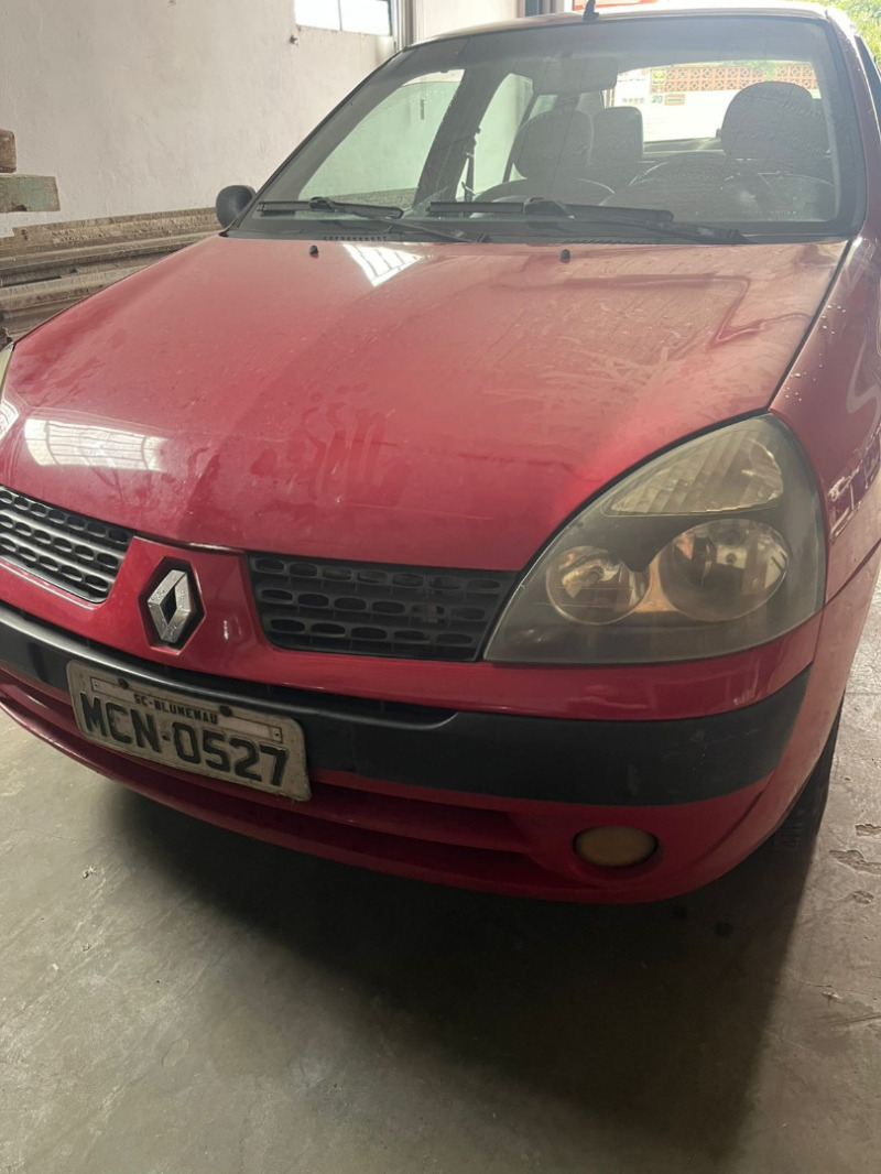 Foto de Veículo RENAULT/CLIO PRI 10 16VS ano/modelo 2003/2004