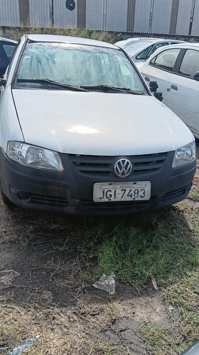 Foto de Vw/Gol 1.0 | JGI7483/DF | 2006/2006 | Chassi: 9BWCA05W16T117137 | Renavam: 877499942 | Motor: BNW058755 | Branca | Alco/Gasol | Veículo conservado. Veículo de Outro Estado