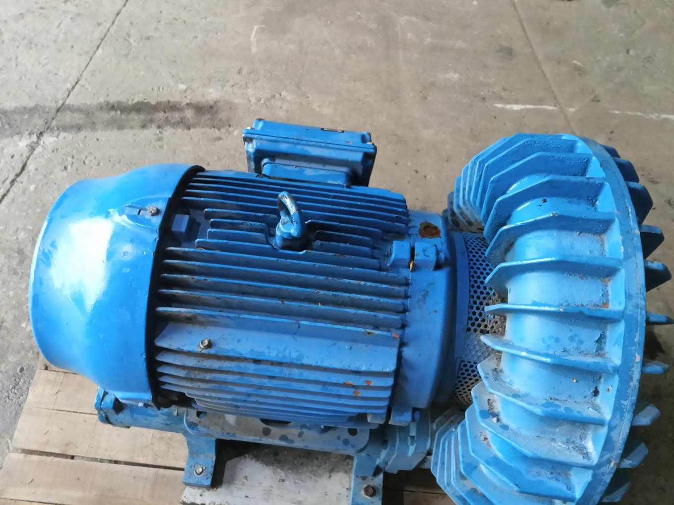 Foto de COMPRESSOR RADIAL EM AÇO CARBONO, CV 40,