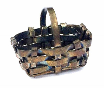 Foto de LINDO BERLOQUE DE COLEÇÃO, CERCA DE 1900, EM PRATA DE LEI RICOS DETALHES. MED 2CM COMP X 1,5CM