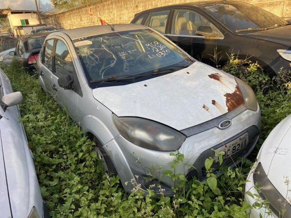 Foto de FORD/FIESTA SEDAN1.6FLEX, ANO/MOD 2011/2012, COR PRATA, COMBUSTIVEL ALCOOL/GASOLINA, PLACA OHC8211 - AL, RENAVAM 451710070, ID CHASSI 9BFZF5