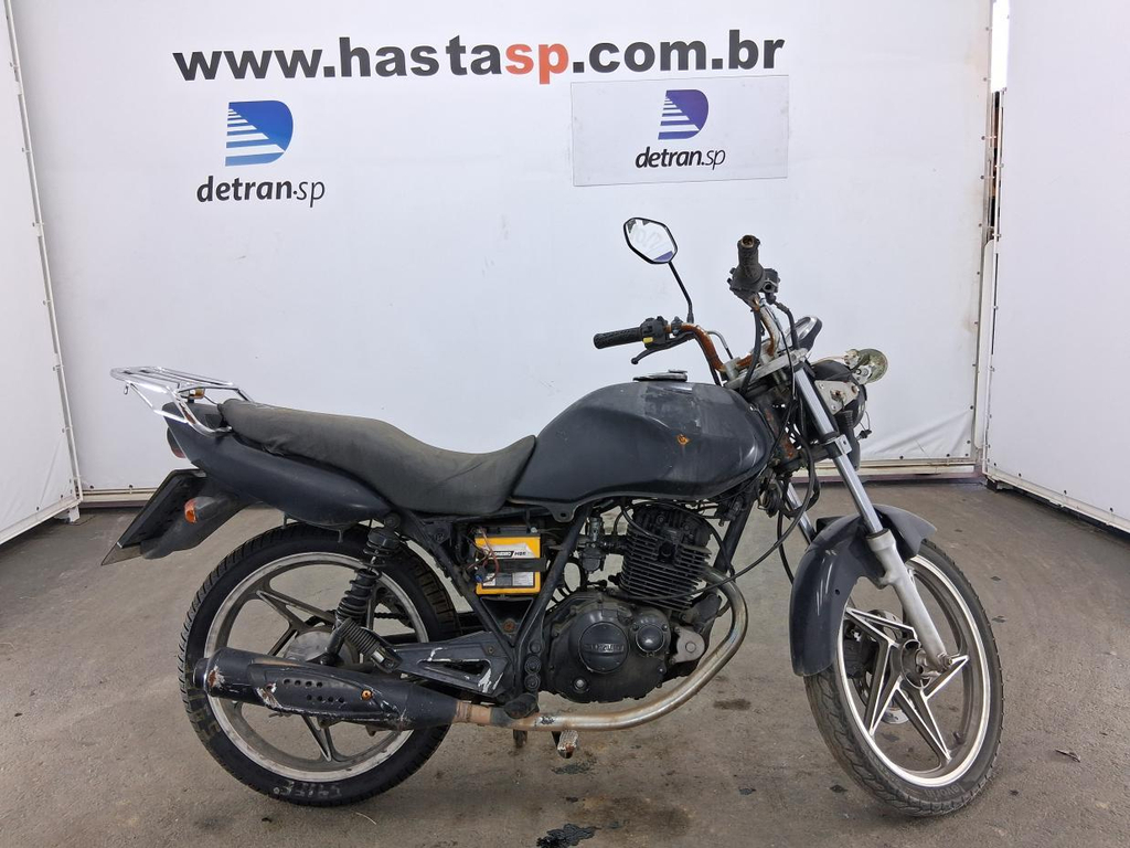 Foto de JTA SUZUKI EN125 YES 2007 2008 PRETA