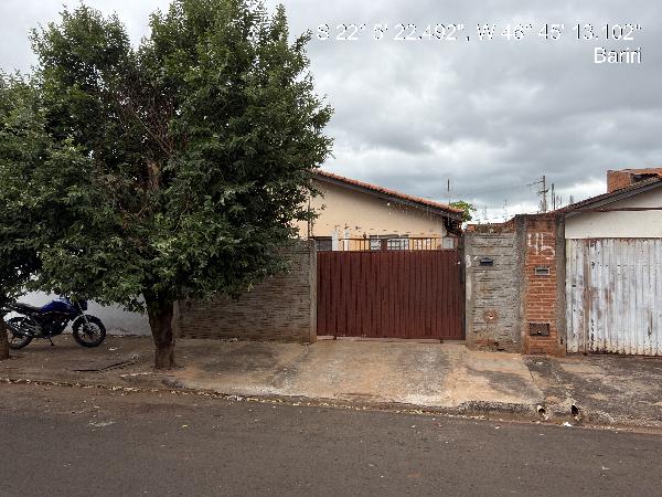 Foto de Casa em leilão no bairro Jardim Esperança Ii em Bariri - SP