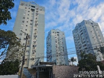 Foto de Casa em leilão no Condomínio Residencial Campestre I em São Leopoldo - RS