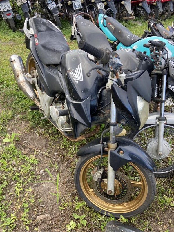 Foto de HONDA/CB 300R, ANO/MOD 2013/2014, COR PRETO, COMBUSTIVEL ALCOOL/GASOLINA, PLACA ORI3829 - AL, RENAVAM 599308346, ID CHASSI 9C2NC4910ER001335