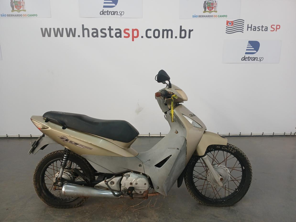 Foto de HONDA BIZ 125 ES BIZ 125 ES 2009 2010 BEGE