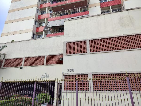 Foto de Apartamento em leilão em Rio De Janeiro - RJ
