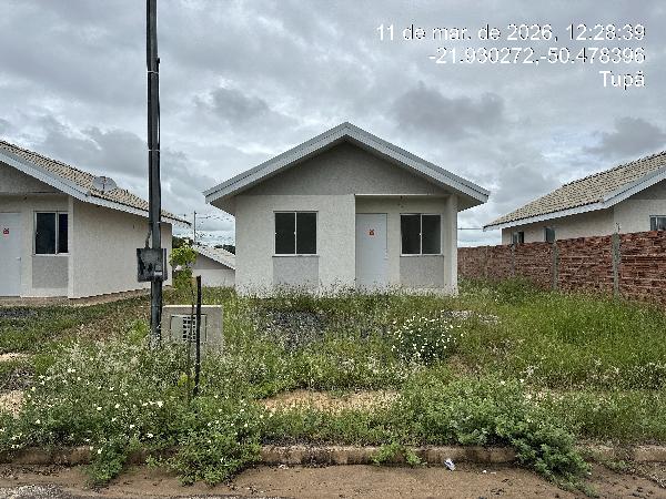 Foto de Casa em leilão no bairro Jardim Tupi em Tupã - SP