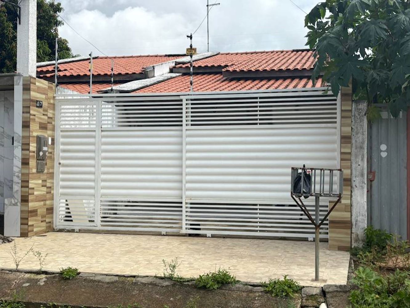 Foto de Casa 2 quartos, 130 m², Mangabeira - Leilão encerrado em Feira de Santana/BA