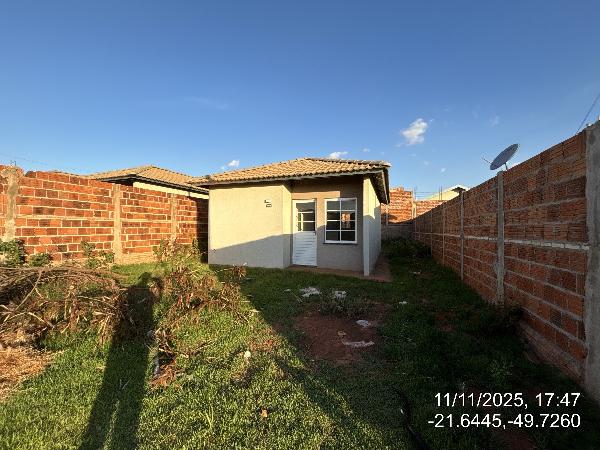 Foto de Casa em leilão no Residencial Dalgina Rodrigues da Gr em Lins - SP
