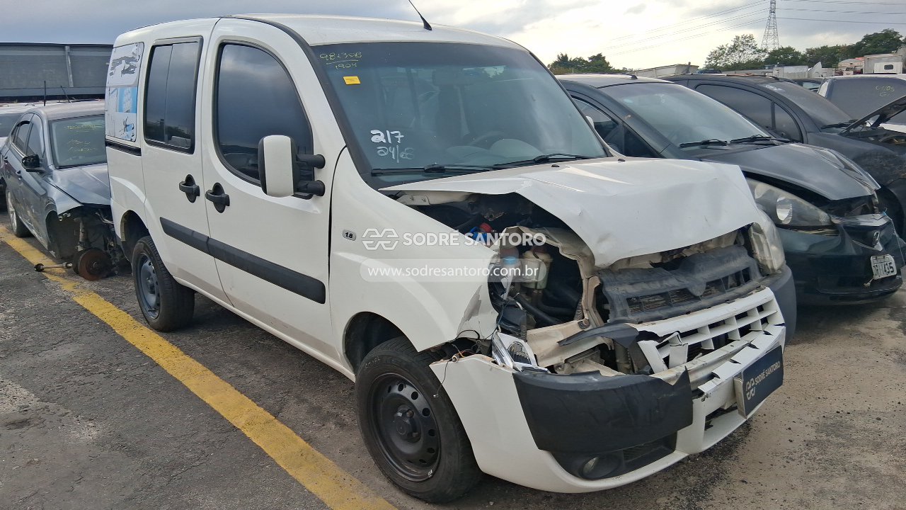Foto de fiat - doblo essence 1.8