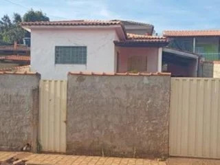 Foto de Casa na Rua Salvador Procópio, 525 - Leilão em Boa Esperança/MG