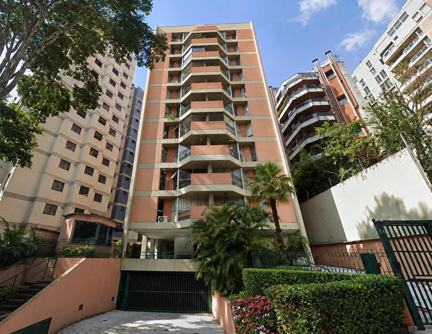 Foto de DIREITOS SOBRE APARTAMENTO NO REAL PARQUE - SÃO PAULO/SP - (02)