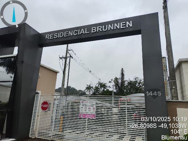 Foto de Apartamento em leilão no Cond Res Portão de Brandenburgo em Blumenau - SC