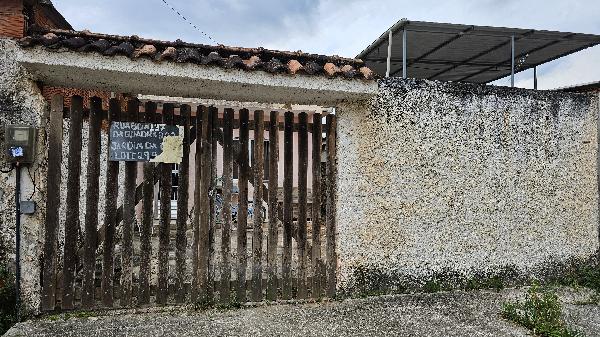 Foto de Casa em leilão em Magé - RJ