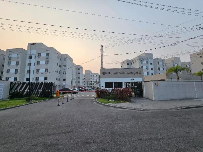Foto de Apartamento em leilão em São Gonçalo - RJ