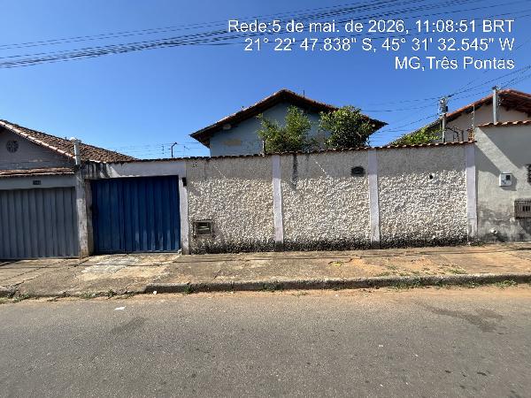 Foto de Casa · ALCIDES MESQUITA , TRES PONTAS , MG