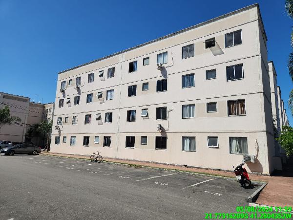 Foto de Apartamento em leilão em Campos Dos Goytacazes - RJ