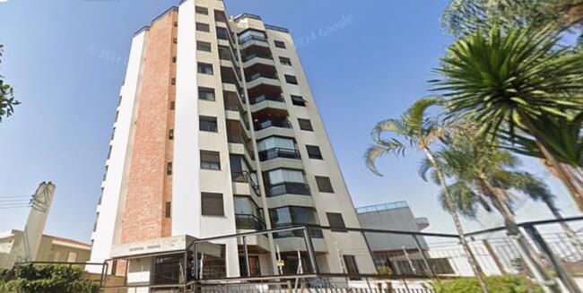 Foto de Apartamento em leilão no Edifício Residencial Itamaracá em São Paulo - SP