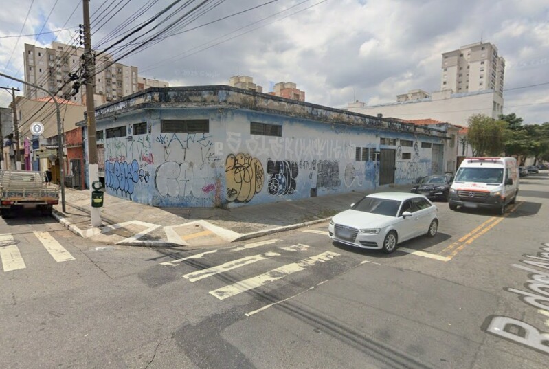 Foto de Comercial em leilão no bairro Cambuci em São Paulo - SP