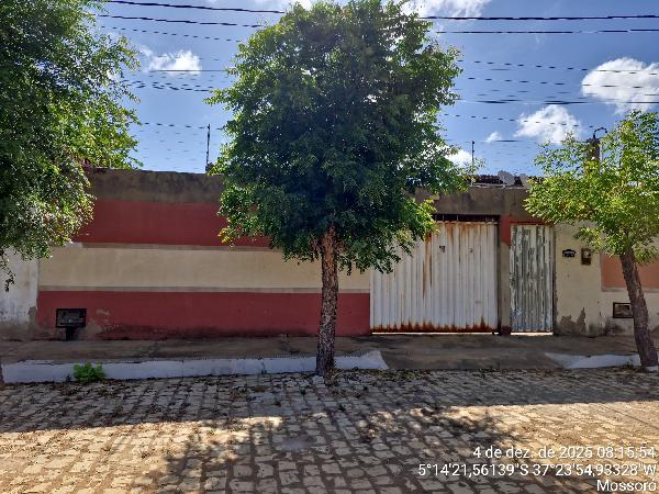Foto de Casa em leilão no bairro Itapetinga em Mossoró - RN