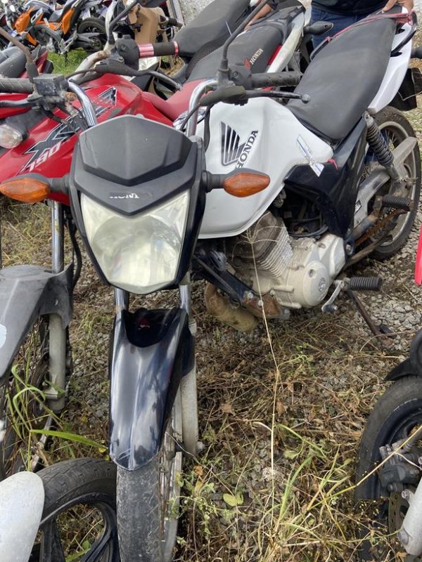 Foto de HONDA/CG 125 CARGO ESD, ANO/MOD 2014/2014, COR BRANCA, COMBUSTIVEL GASOLINA, PLACA ORG8756 - AL, RENAVAM 1065107762, ID CHASSI 9C2JC4150ER00
