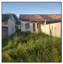 Foto de Apartamento em leilão em Araruama - RJ