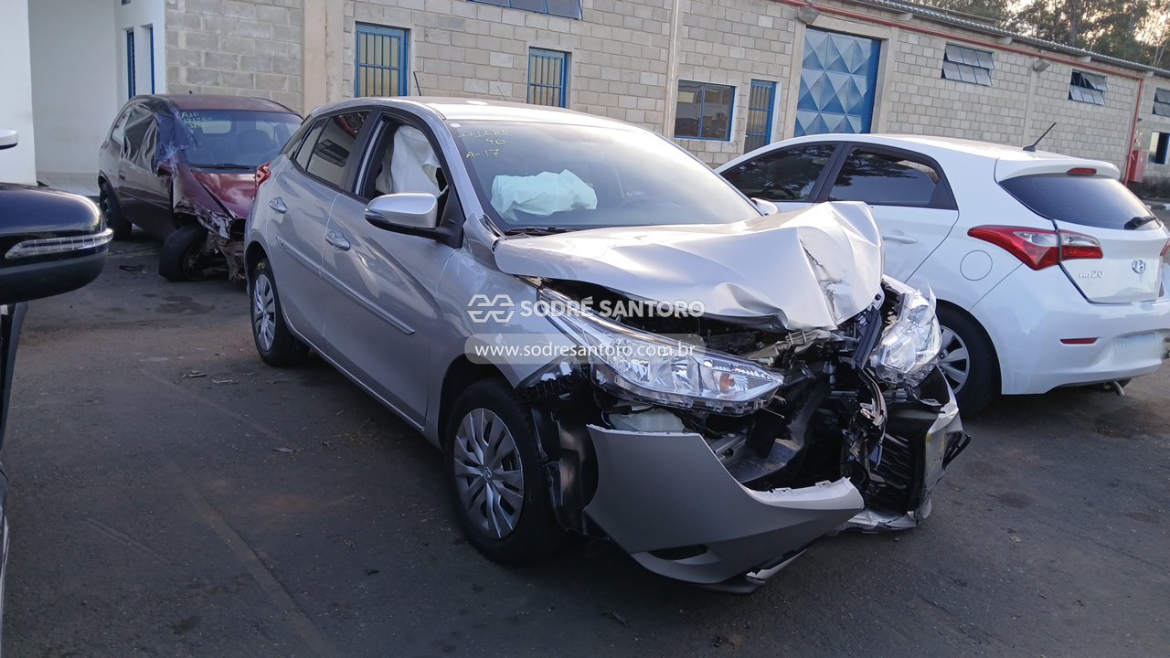 Foto de toyota - yaris ha xl15
