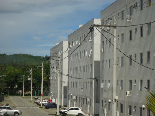Foto de Apartamento em leilão em São Gonçalo - RJ