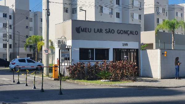 Foto de Apartamento em leilão em São Gonçalo - RJ
