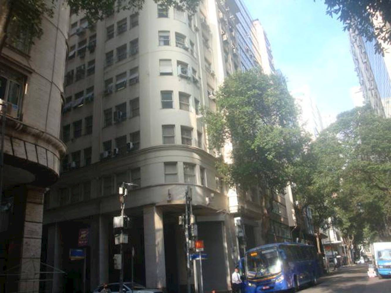 Foto de Terreno em leilão em Rio de Janeiro - RJ