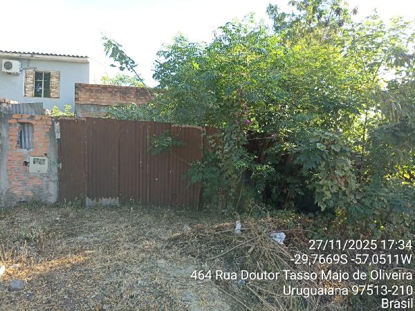 Foto de Casa em leilão no bairro Santo Inacio em Uruguaiana - RS