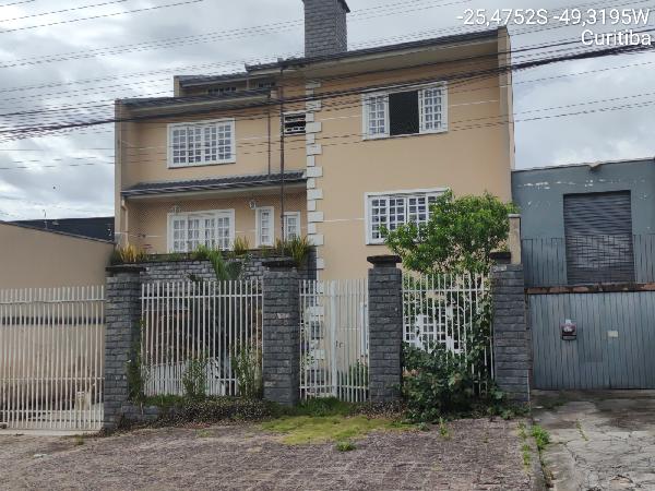 Foto de Casa · FAZENDINHA , CURITIBA , PR