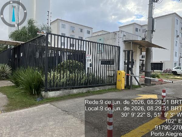 Foto de Apartamento em leilão no bairro Restinga em Porto Alegre - RS