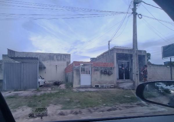 Foto de Apartamento em leilão em Macaé - RJ