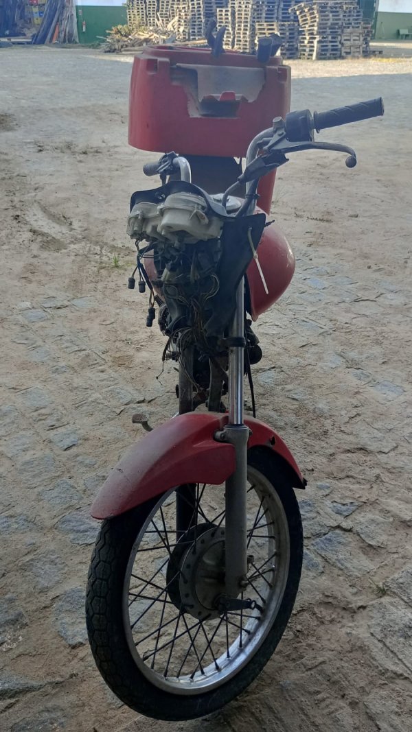 Foto de HONDA/CG 150 TITAN KS, ANO/MOD 2009/2009, COR VERMELHA, COMBUS ALCO/GASOL, PLACA NPS4026
